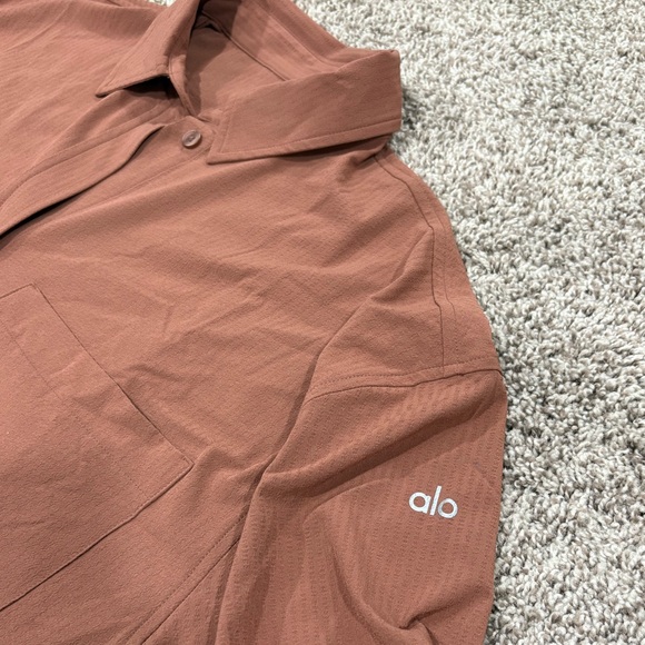 Alo Dreamscape Button Down Long Sleeve - Picture 3 of 6